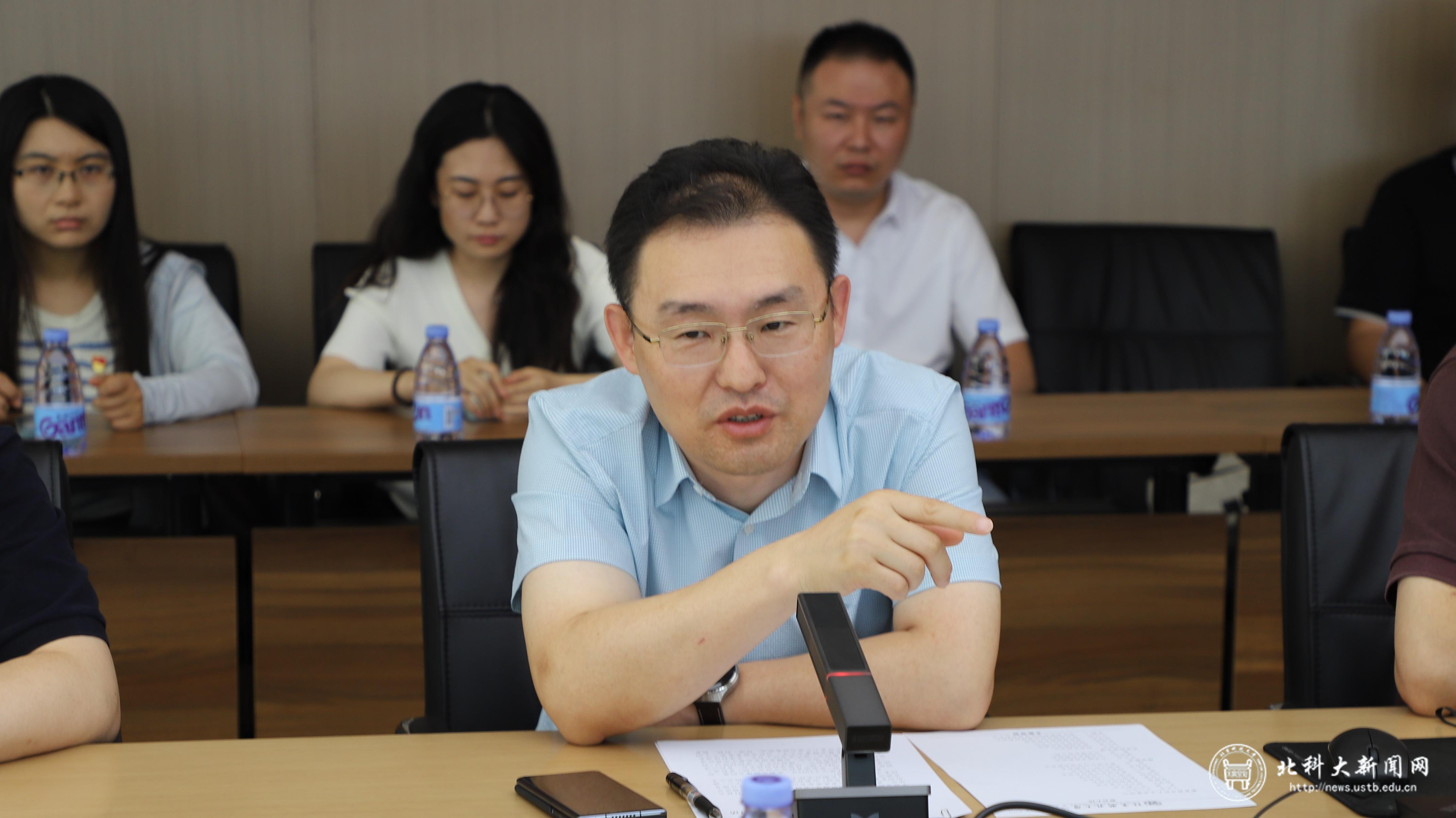 于成文讲话